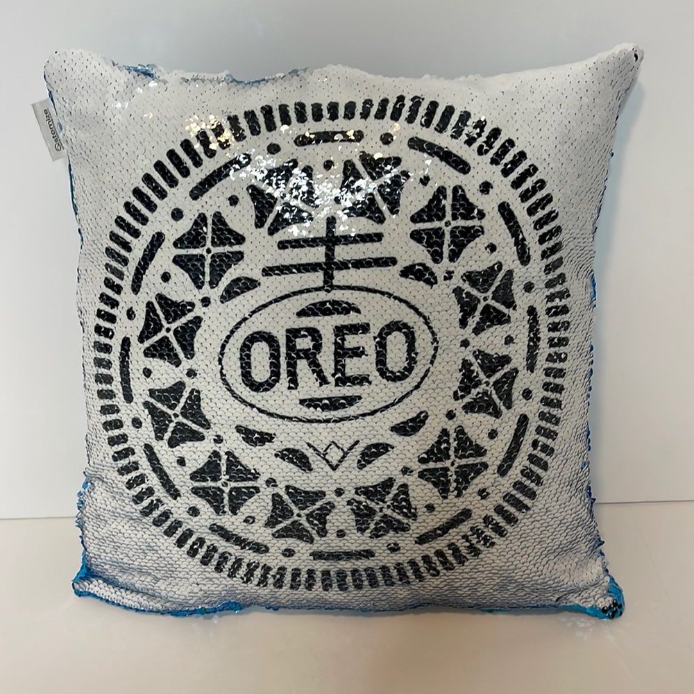 Sequin Decorative Pillow - Black and White